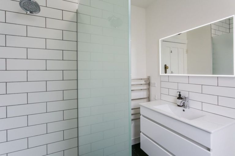 Photo of property in 19 May Avenue, Hospital Hill, Napier, 4110