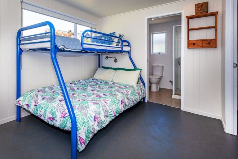 Photo of property in 302b Given Avenue, Whangamata, 3620