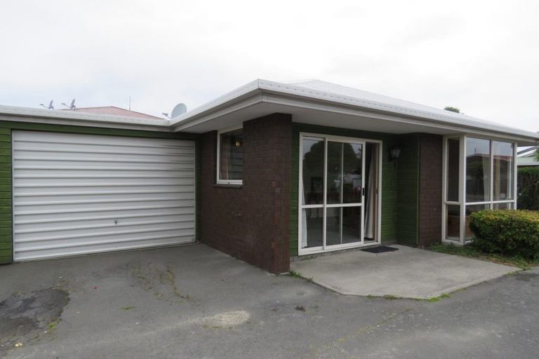 Photo of property in 1/8 Peverel Street, Riccarton, Christchurch, 8011