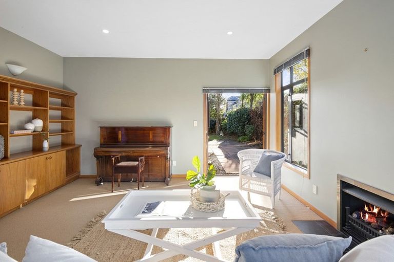 Photo of property in 105 Hawford Road, Opawa, Christchurch, 8023