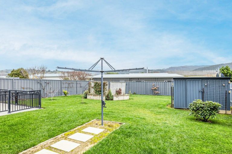 Photo of property in 135 North Shore Road, Eskdale, Napier, 4182