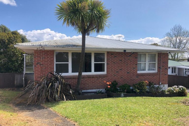 Photo of property in 10 Gilliam Street, New Lynn, Auckland, 0600