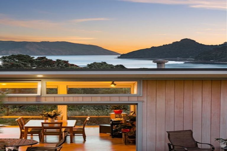 Photo of property in 38 Upland Road, Huia, Auckland, 0604