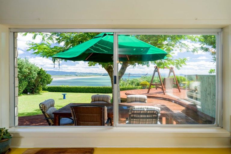 Photo of property in 94 Town Point Road, Maketu, Te Puke, 3189