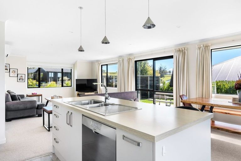 Photo of property in 14 Catherine Road, Mapua, 7005