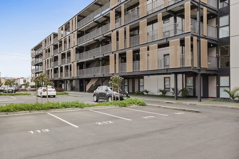 Photo of property in 113/4 Bluegrey Avenue, Stonefields, Auckland, 1072