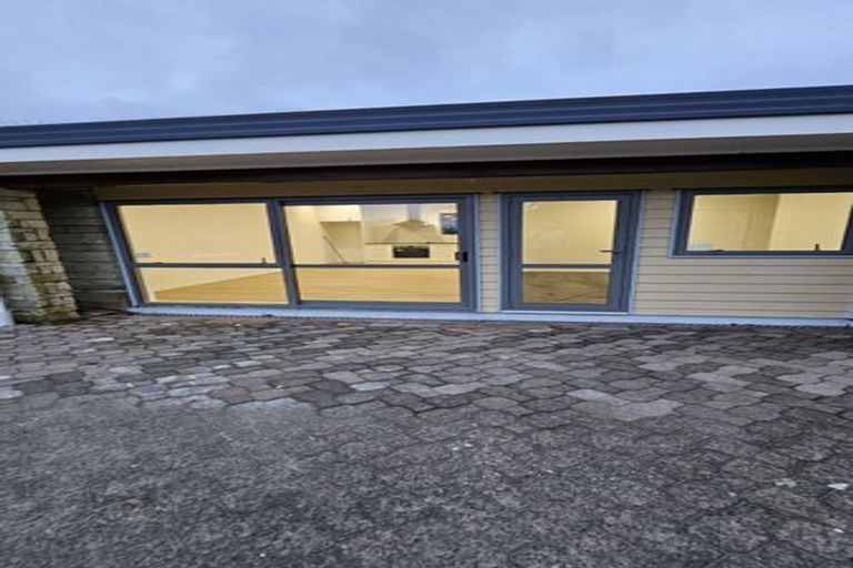 Photo of property in 13 Deanna Drive, West Harbour, Auckland, 0618