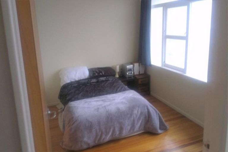 Photo of property in 7/55 Apu Crescent, Lyall Bay, Wellington, 6022