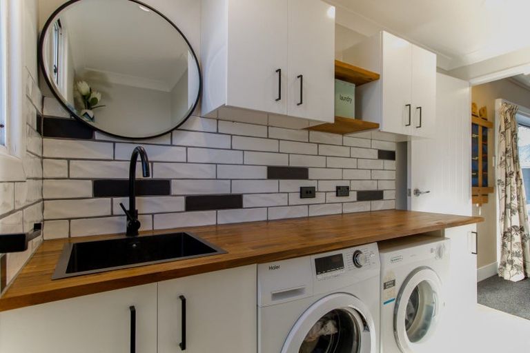 Photo of property in 20 Union Street, Foxton, 4814