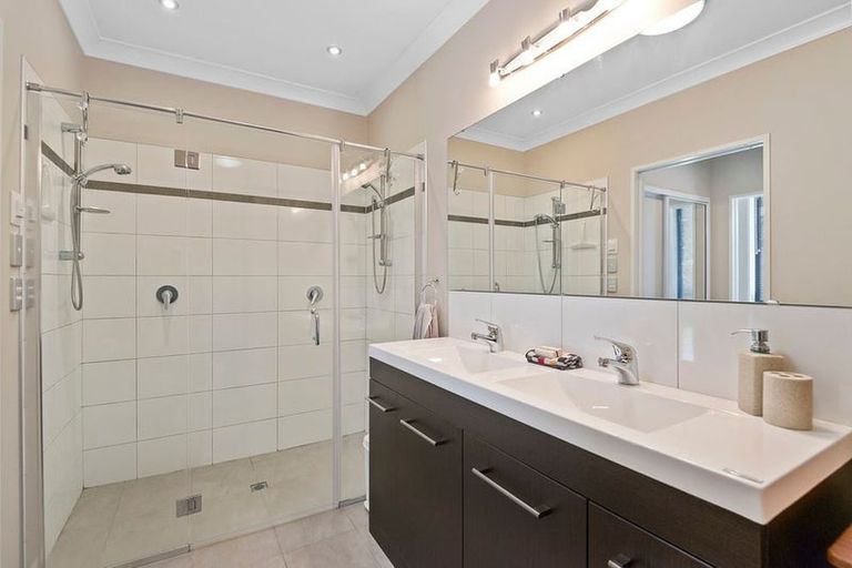 Photo of property in 28 Prebblewood Drive, Prebbleton, 7604