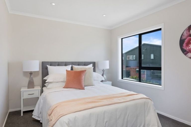 Photo of property in 61 Mapou Road, Hobsonville, Auckland, 0616