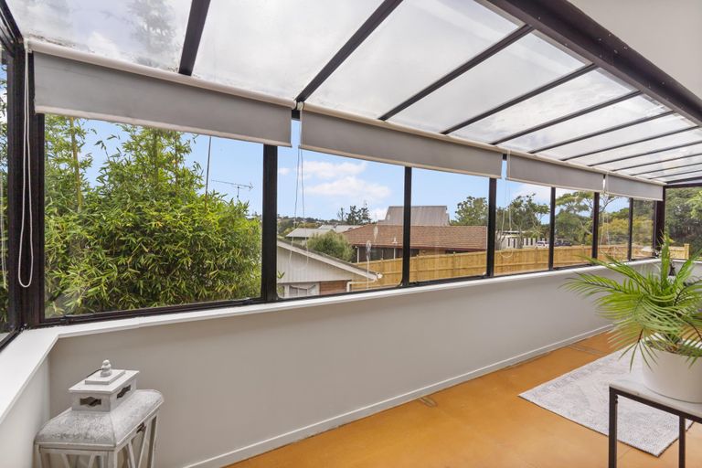 Photo of property in 11 Aries Place, Shelly Park, Auckland, 2014