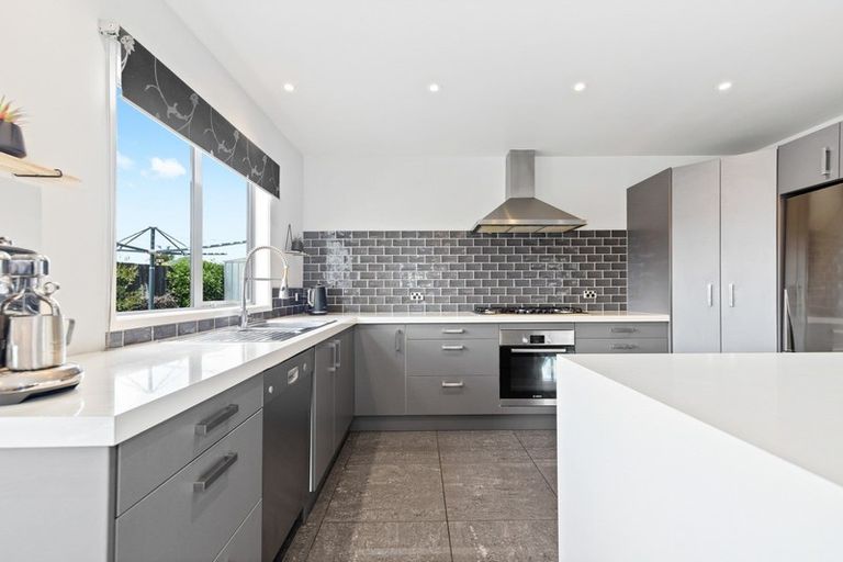 Photo of property in 44 Aquila Crescent, Rototuna North, Hamilton, 3210