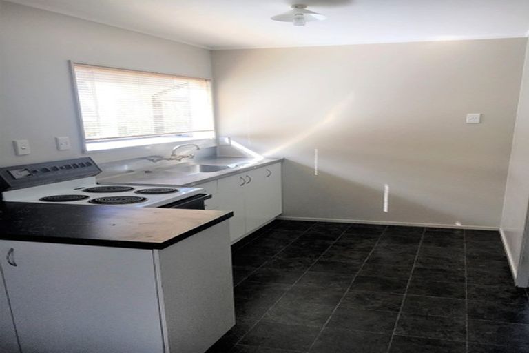 Photo of property in 16a Pringle Place, Nawton, Hamilton, 3200