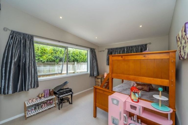 Photo of property in 15 Esther Street, Martinborough, 5711