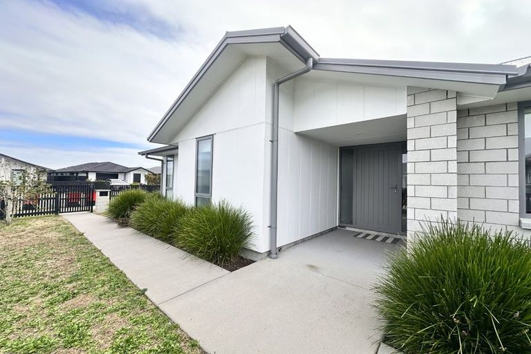 Photo of property in 10 Greenwich Street, Papamoa, 3118