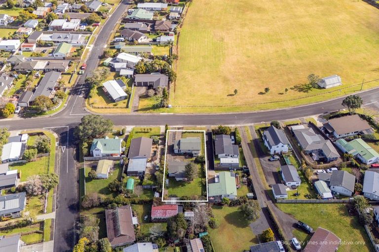 Photo of property in 35 Arthur Street, Whitianga, 3510