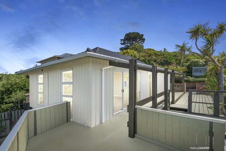 Photo of property in 25a Houghton Bay Road, Houghton Bay, Wellington, 6023