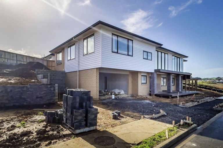 Photo of property in 17 Artists Avenue, Beachlands, Auckland, 2018
