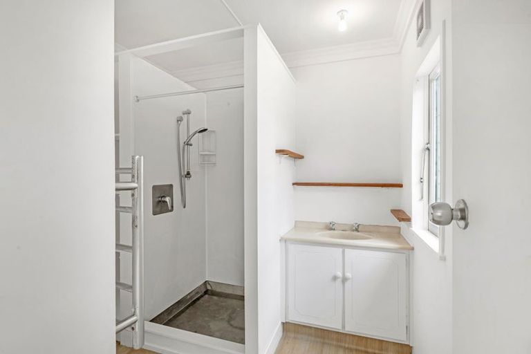 Photo of property in 5 Seafront Road, Castlecliff, Whanganui, 4501