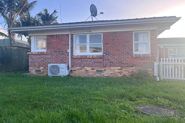 Photo of property in 1/11 Hooker Place, Papatoetoe, Auckland, 2025