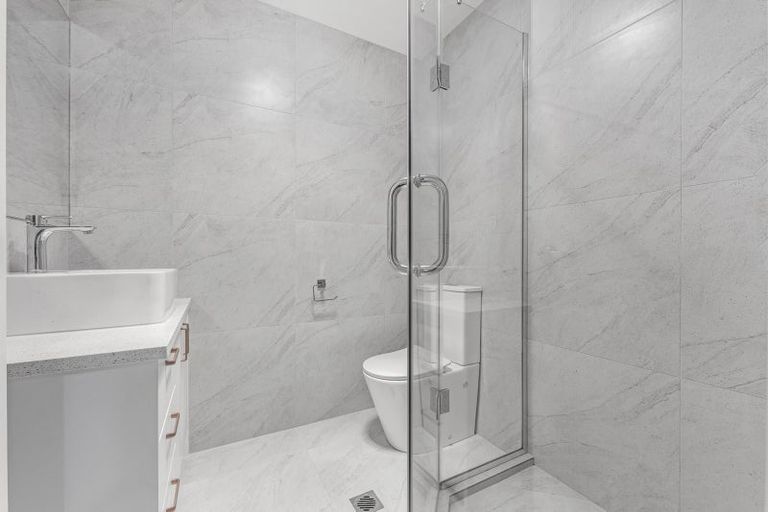 Photo of property in 1/45 Dale Crescent, Pakuranga, Auckland, 2010