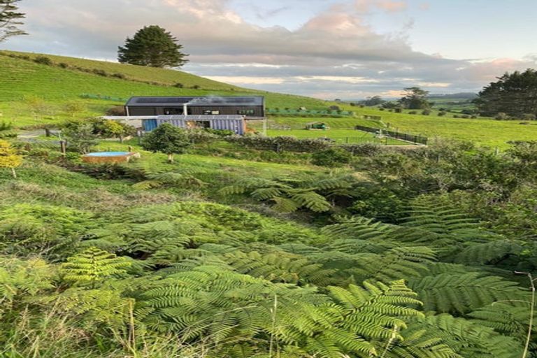 Photo of property in 378 Hursthouse Road, Tarurutangi, Inglewood, 4389