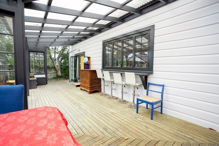 Photo of property in 54 Brightwater Terrace, Terrace End, Palmerston North, 4410