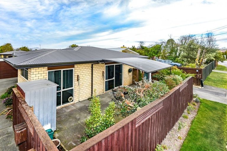 Photo of property in 1/36 Hammersley Avenue, Shirley, Christchurch, 8013