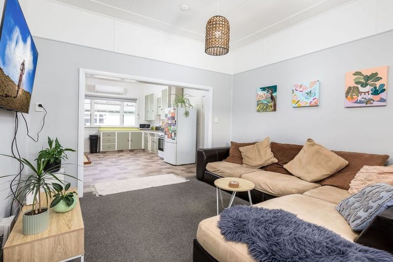 Photo of property in 37 Parsonage Road, Waimate, 7924