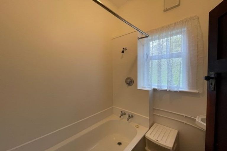 Photo of property in 23 Medway Street, Island Bay, Wellington, 6023