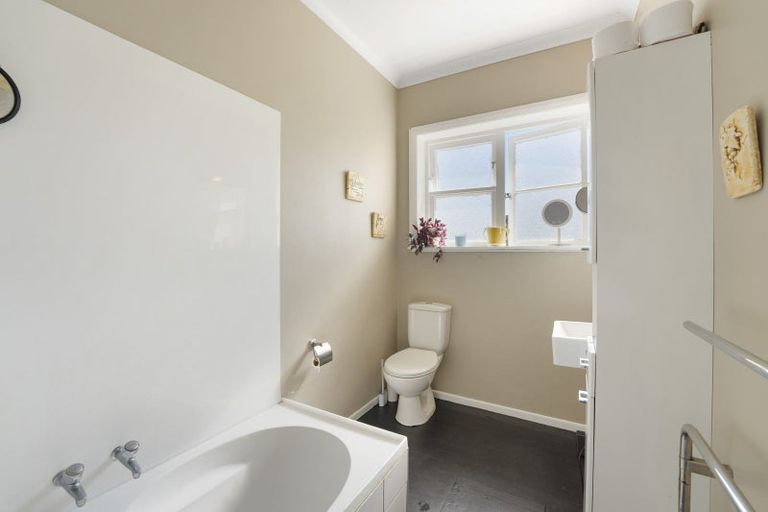 Photo of property in 1 Tyndall Street, Waiwhetu, Lower Hutt, 5010