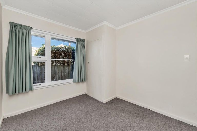 Photo of property in 17 Vardon Crescent, Shirley, Christchurch, 8061