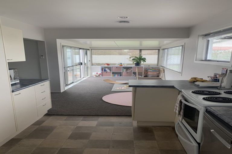 Photo of property in 36 Fern Drive, Halswell, Christchurch, 8025