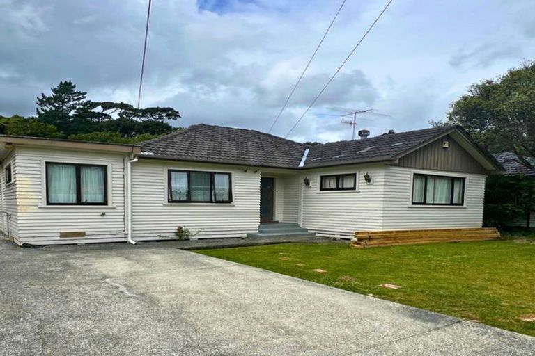 Photo of property in 107 Main Road, Wainuiomata, Lower Hutt, 5014