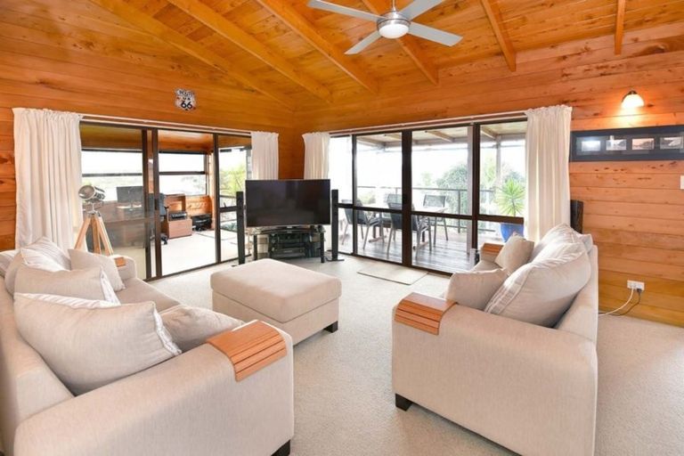 Photo of property in 20 Te Kapa Place, Snells Beach, 0920
