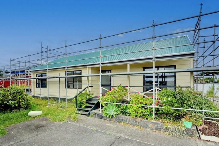 Photo of property in 6 Jodie Place, Flat Bush, Auckland, 2023