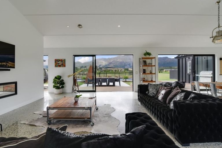 Photo of property in 36 Domain Road, Speargrass Flat, Queenstown, 9371