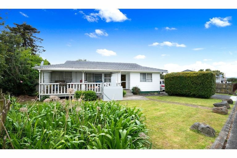 Photo of property in 97 Bruce Mclaren Road, Henderson, Auckland, 0612
