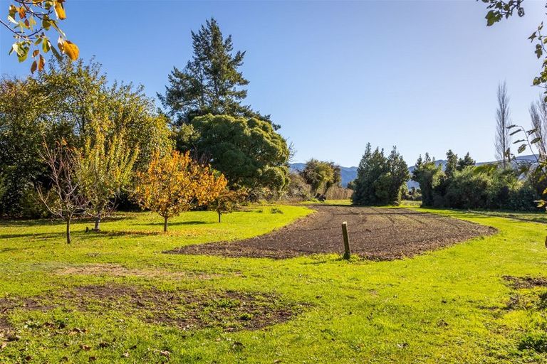 Photo of property in 120 Mills And Ford Road East, Grovetown, Blenheim, 7273