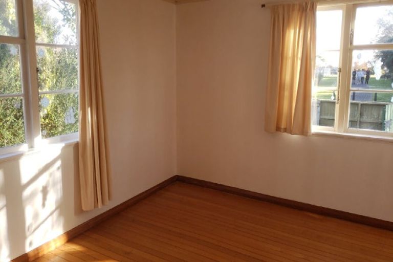 Photo of property in 36 Kenney Crescent, Fairfield, Hamilton, 3214