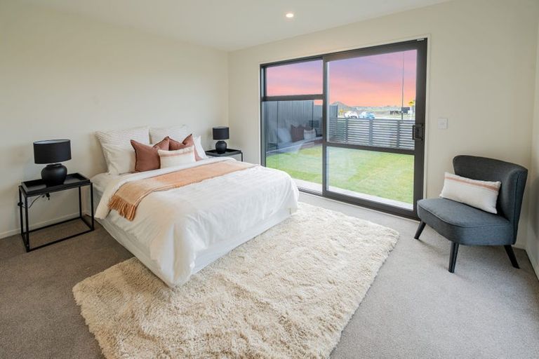 Photo of property in 35 Mcgarry Drive, Kaiapoi, 7630