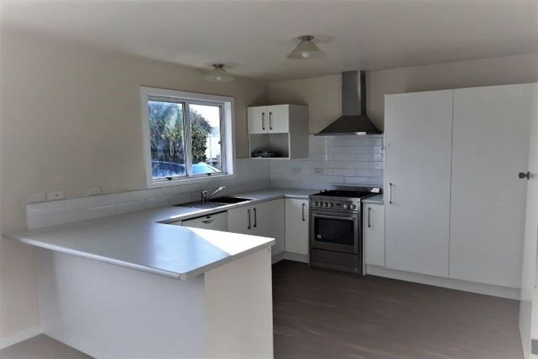 Photo of property in 14 Barclay Street, Ferndale, New Plymouth, 4310