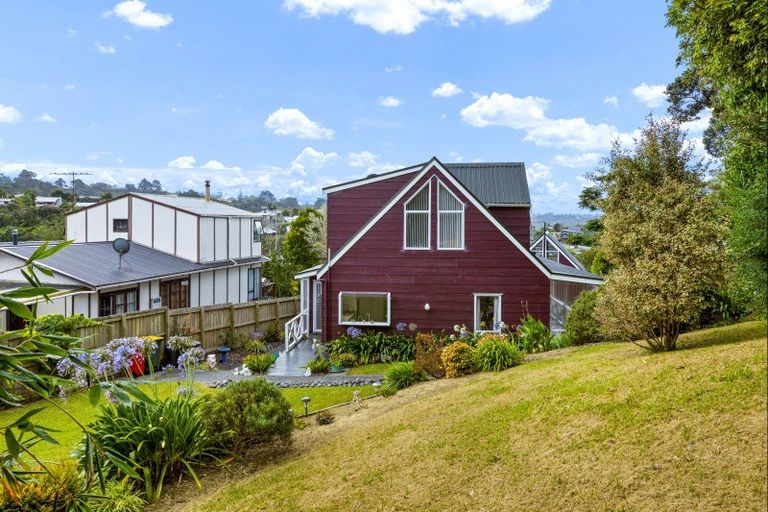 Photo of property in 83 Stillwater Crescent, Stillwater, Silverdale, 0993