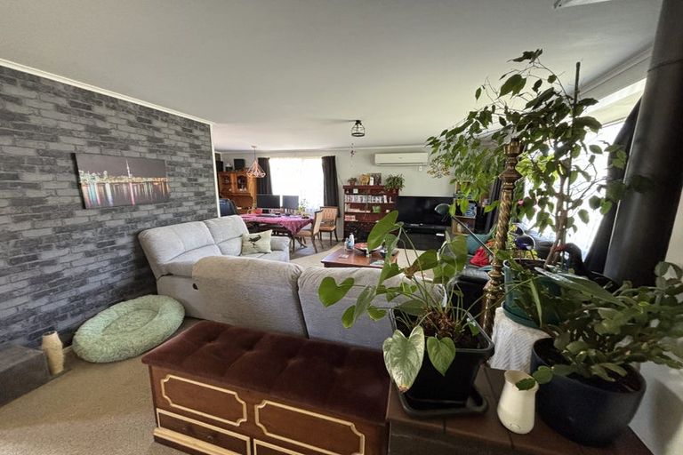 Photo of property in 17 Lancaster Crescent, Tokoroa, 3420