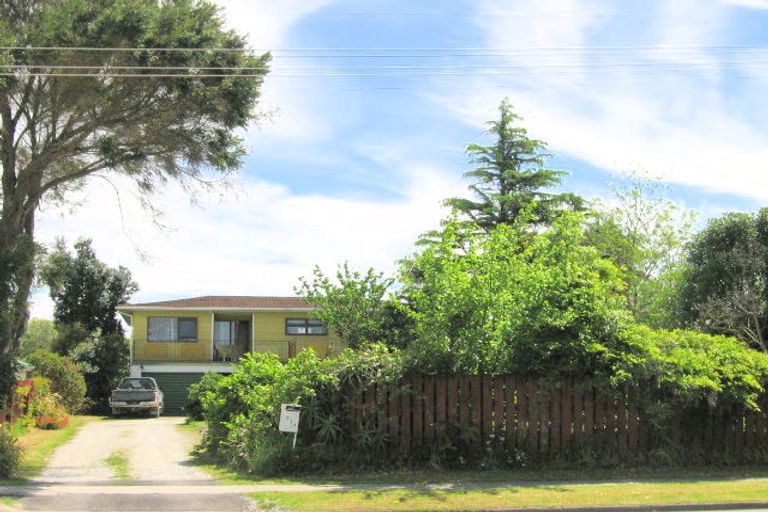 Photo of property in 213 Lytton Road, Elgin, Gisborne, 4010
