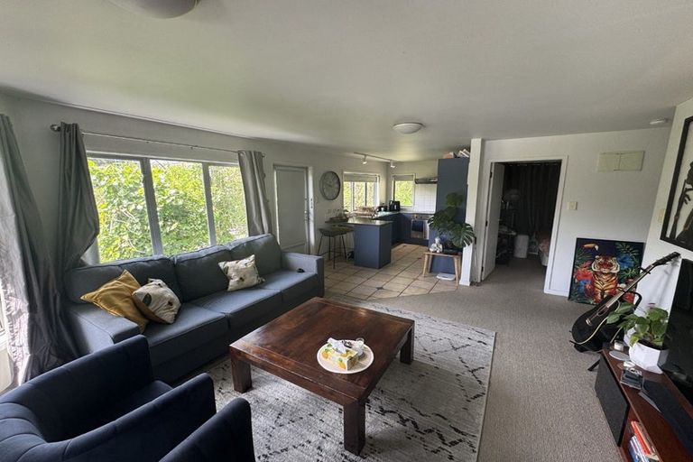 Photo of property in 36a Sutherland Crescent, Melrose, Wellington, 6023