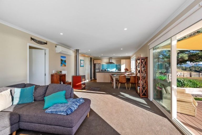 Photo of property in 2 Mount Herbert Peak Road, Diamond Harbour, 8972
