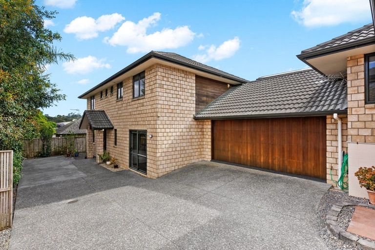 Photo of property in 4 Aldon Lane, The Gardens, Auckland, 2105