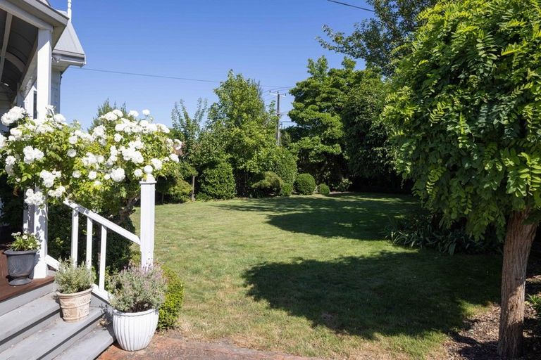 Photo of property in 49 Te Aute Road, Havelock North, 4130